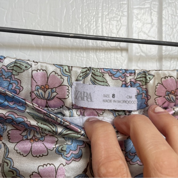 Zara Girls’ Midi Satin Pastel Flower Skirt - Picture 3 of 7